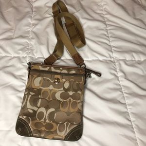 COACH CROSS BODY